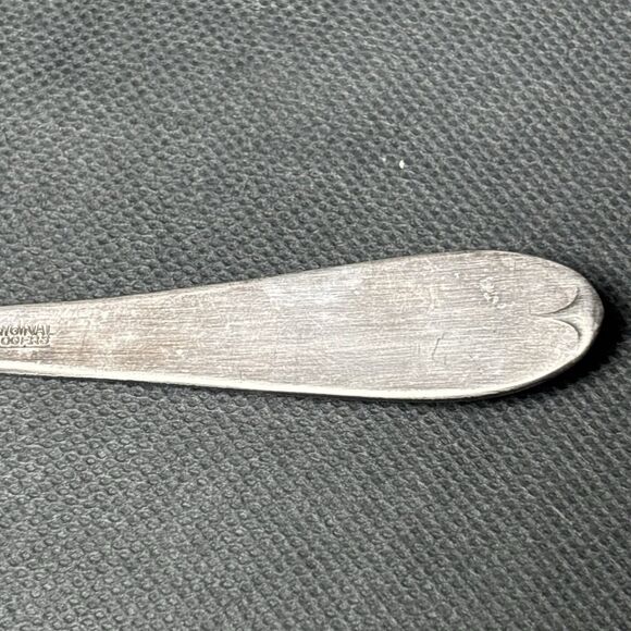 Vintage International Silver Co. IS Original Rogers Tomato Slotted Serving Spoon - Picture 7 of 10